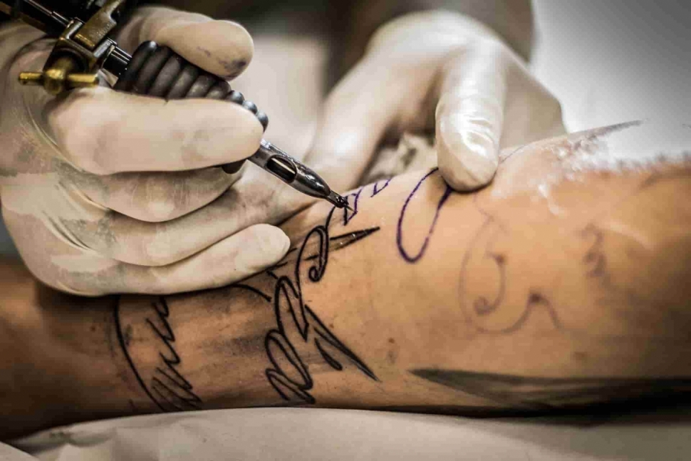 Ile Kosztuje Tatuaz W 2020 Jaka Jest Cena Za Prace Mistrza Tattoo